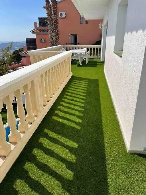 Villa Blanca Lloret de Mar